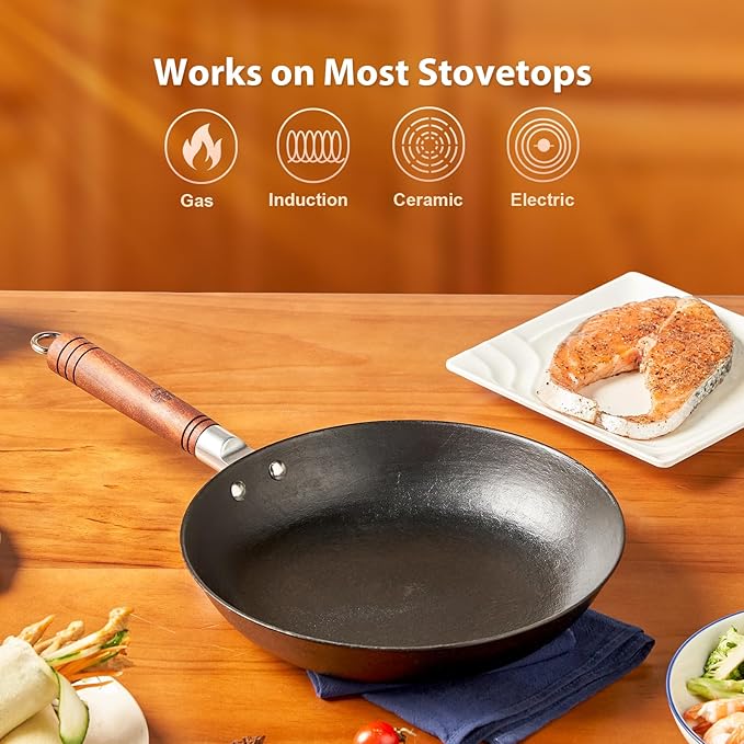 WANGYUANJI 11 Inch Cast Iron Skillet with Lid, Uncoated Frying Pan with Refined Tortoise Shell Texture, Handcrafted Flat Bottom Omelet Pan for Induction & Gas, Includes Brush & Steel Wool