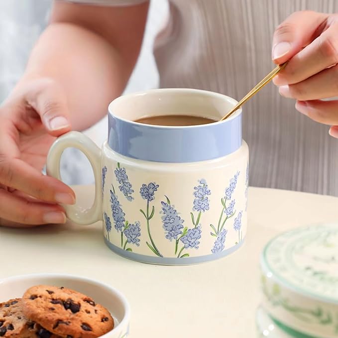 12.9oz Ceramic Coffee Mug with Lid,Flower Patterned Porcelain Mug,Ceramic Tea Cup Coffee Latte Mug for Office and Home,Blue,1 Piece