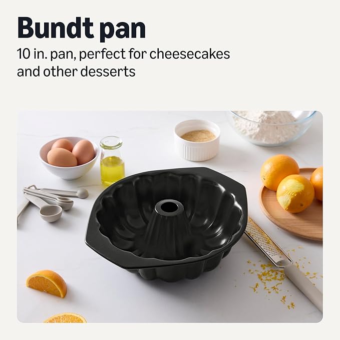 Amazon Basics Nonstick Bundt Pan, Dishwasher and Oven-Safe, 10 inch, Black
