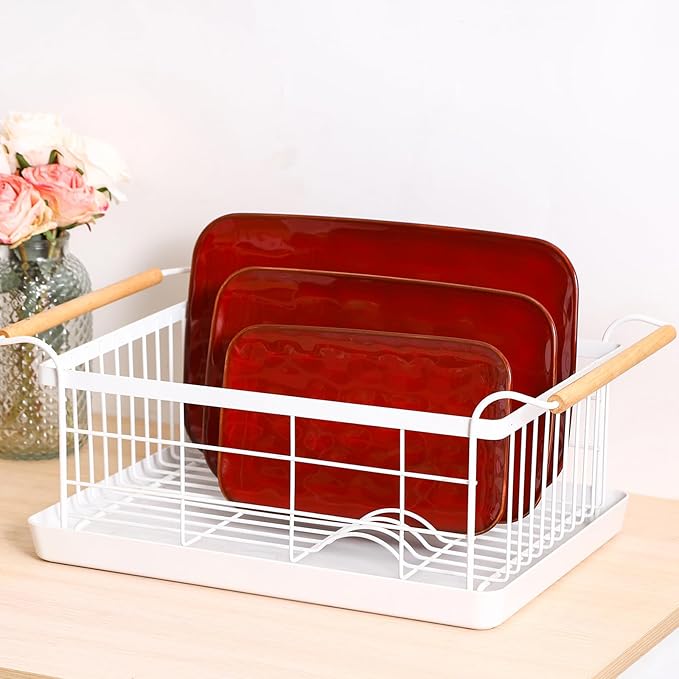 vicrays Ceramic Rectangle Serving Platters - 14" 12" 10" Porcelain Serving Trays Plates for Party BBQ Appetizers Sushi Dessert - Microwave Oven and Dishwasher Safe - Set of 3 -Cherry Red