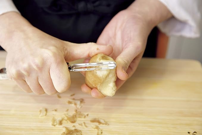 Kai Select 100 Straight Peeler