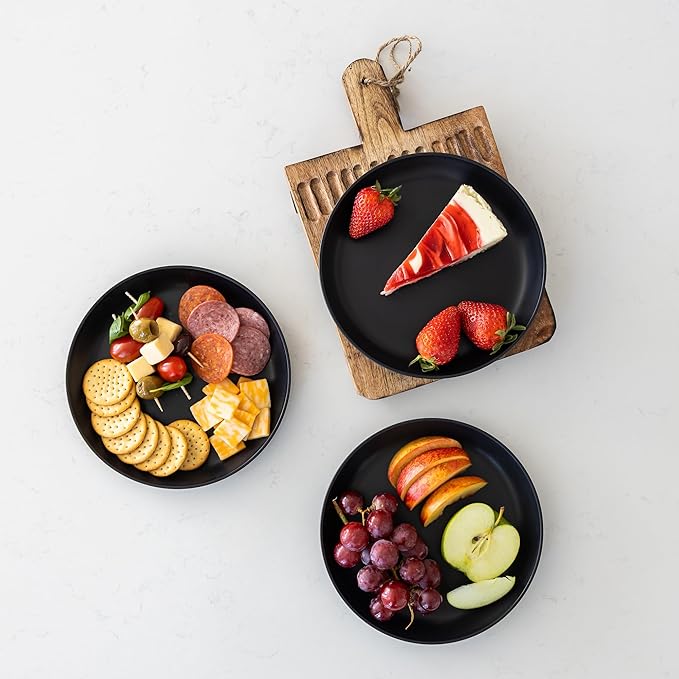 Grow Forward Premium Wheat Straw Plates - 8 Inch Reusable Hard Plastic Dinner Plates Set of 8 - Unbreakable Microwave Safe Plates for Dessert, Camping, RV, Outdoors, Patio, Kitchen Dishes - Midnight