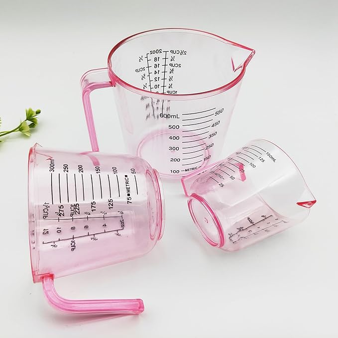 Plastic Measuring Cup Set, Kitchen Cooking and Baking Seasoning Liquid Measuring Cup, Multiple Scale Identification, with Handle and Triangle Mouth, 150ml, 300ml, 600ml, 3-piece Set (Pink)