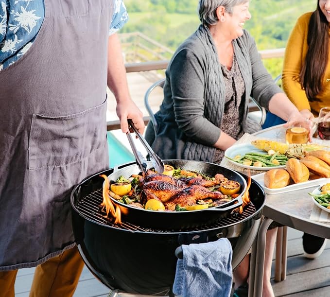 Lodge 10.25" Cast Iron Dual Handle Grill Pan, Black