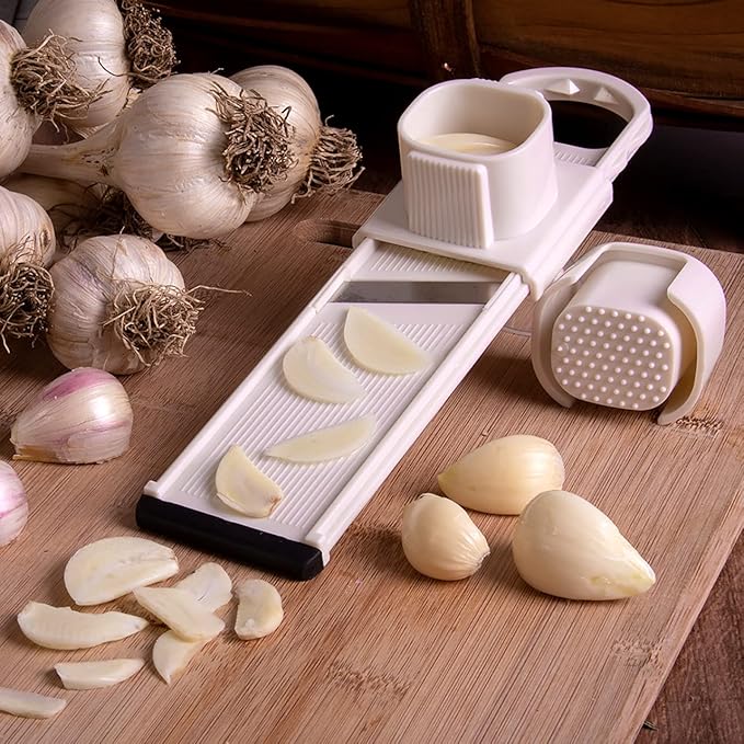 Hutzler Garlic Slicer / Shredder, White
