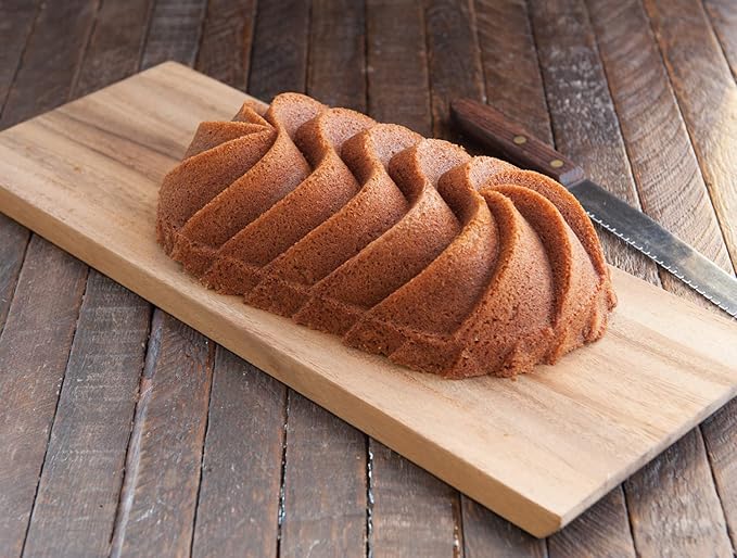 Nordic Ware Heritage Loaf, 6 Cup, Graphite