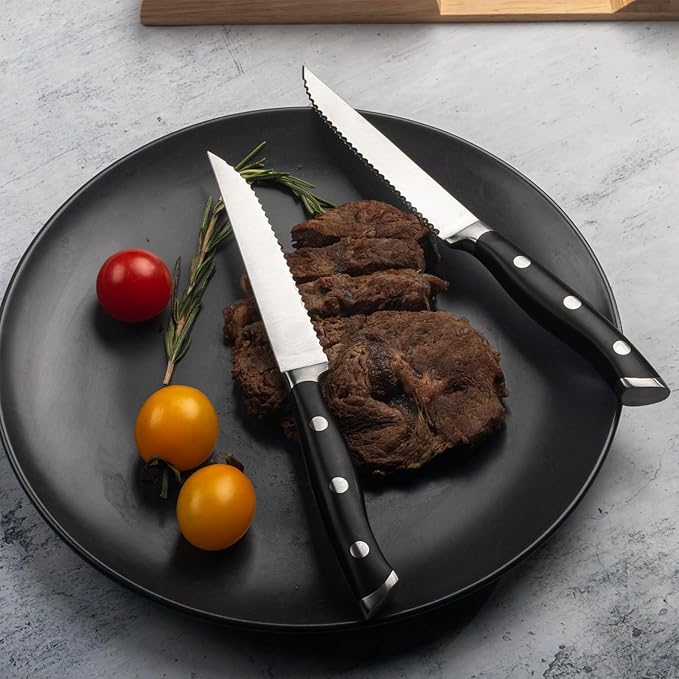 Alata 8-Piece Steak Knives Set with Block, 4.7 Inch with Serrated Edge Razor-Sharp Dinner Knives, Full-Tang Construction