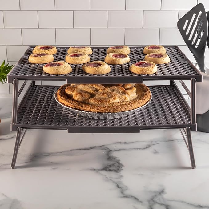 Hutzler Coolwave Stackable Cooling Rack, 15 x 10 Inches, Collapsible Baking Rack, BPA Free (White)