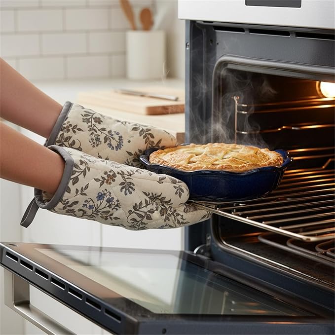 Peohud 6 Pack Ceramic Mini Pie Pans, 6 Inch Small Blue Pie Plate, 12 Oz Individual Pie Dish, Round Pot Pie Baking Dishes with Ruffled Edge for Dessert, Apple Pie, Microwave, Oven Safe