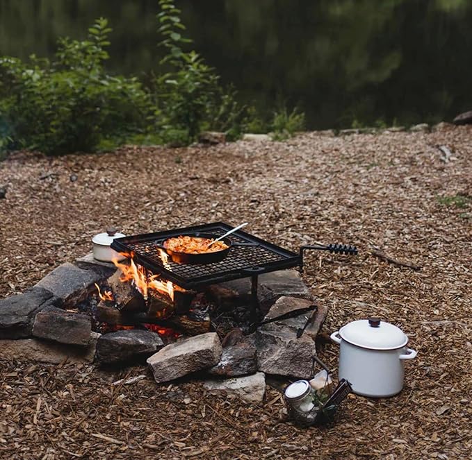 Barebones Enamel Stock Pot - Durable Enamel-Coated Steel Pot for Even Heating and Outdoor Cooking Of Soups, Stews and Chili (Eggshell)
