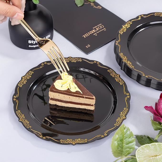 DaYammi 60PCS Black and Gold Plastic Plates, Heavy Duty Black and Gold Disposable Plates Premium 7.5 inch Dessert Cake Salad Appetizer Plate Hard Plastic Plate Disposable for Party Wedding