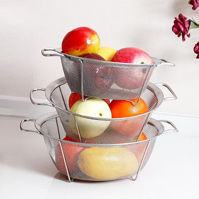 Stainless Steel Mesh Colander Strainer Basket, 4 Quart Fine Mesh Net Colander with Heavy Duty Handles & Wide Rim & Resting Feet for Strain, Drain, Rinse, Fry, Steam or Cook Vegetables & Pasta
