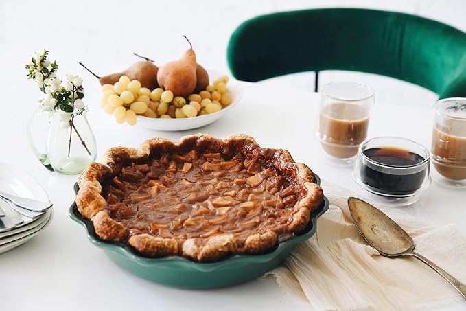 Le Creuset Stoneware Set of 2 Heritage Fluted Pie Dish, 9", Oyster