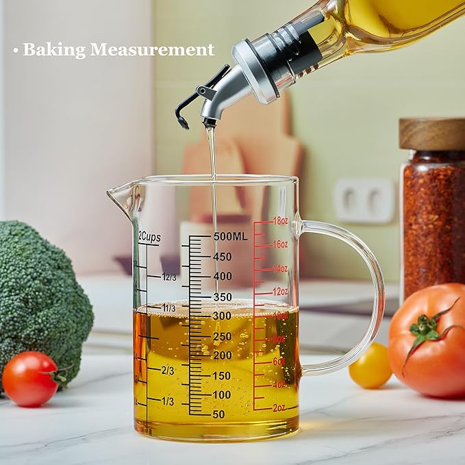 Glass Measuring Cup-[Insulated handle | V-Shaped Spout]-Made of High Borosilicate Glass Measuring Cup for Kitchen or Restaurant, Easy to Read, 500 ML (16 Oz, 2 Cup)