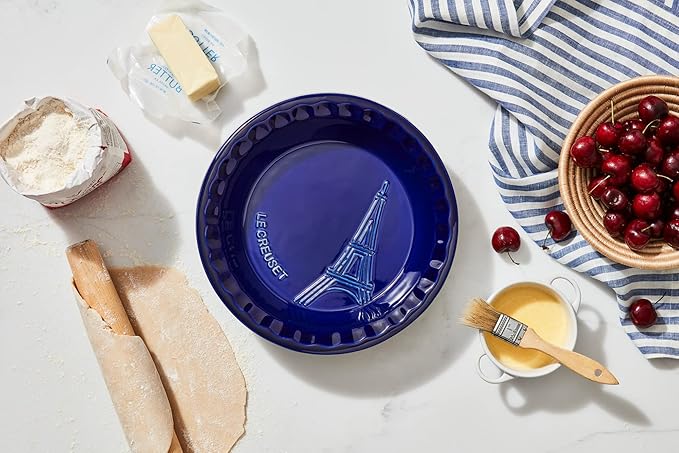 Le Creuset Eiffel Tower Collection Stoneware Pie Dish, 9", White