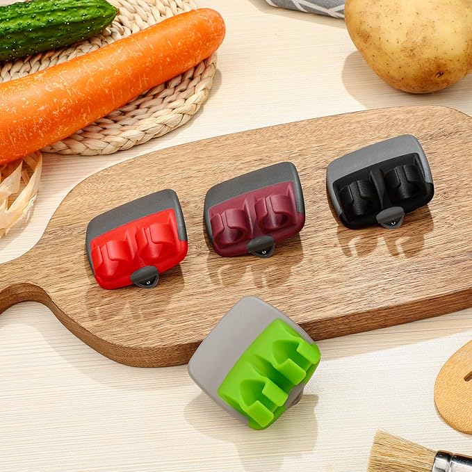 Mudder 4 Pieces Finger Grip Vegetable Fruit Peelers for Kitchen Palm Carrot Potato Peeler with Comfortable Rubber Finger Grip Veggie Peel Tools for Pumpkin Apple Cucumber Kiwi