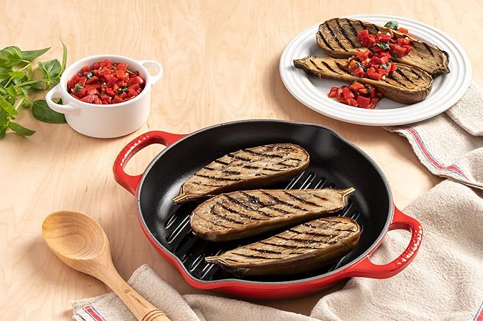 Le Creuset Enameled Cast Iron Signature Deep Round Grill, 9.75", Licorice