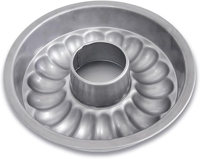 USA Pan Global Savarin Tube Cake Pan