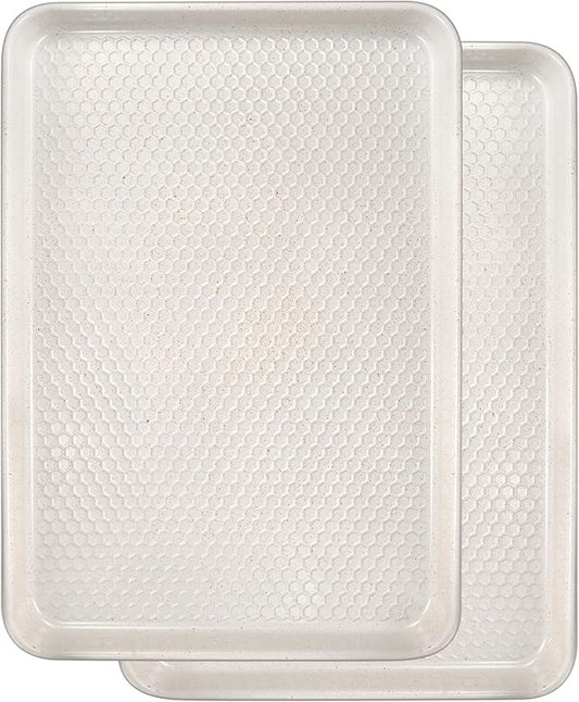 Wildone 2 Pack Half Sheet Baking Pans, Honeycomb Embossed Nonstick Baking Sheet 17.5x12 In, Thicker Carbon Steel Cookie Sheet, Even Heating & Warp Resistant, White