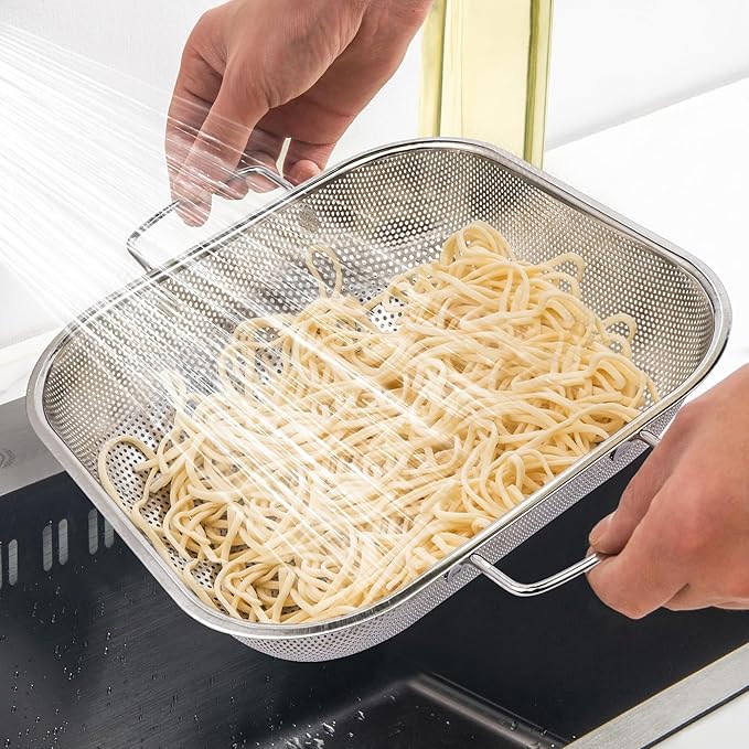 Colander Stainless Steel 3-Quart, Square Metal Strainers, Strainer for Kitchen Food, Dishwasher Safe