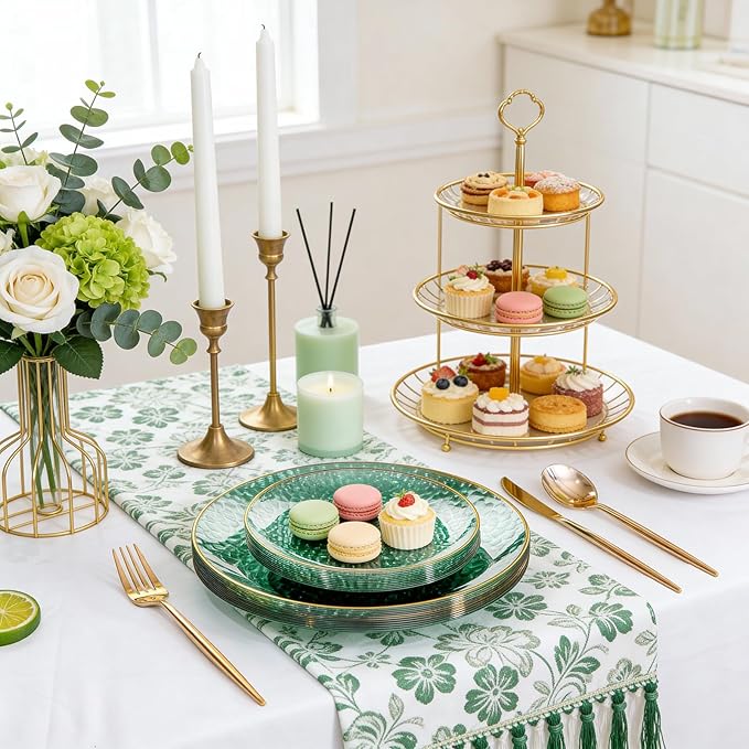 Rubtlamp 100 Pcs Clear Green Plastic Plates, Gold Hammered Plastic Salad Platos, Green Disposable Platos With Gold Rim,7 Inch Dessert Platos Disposable, Dessert Appetizer Platos