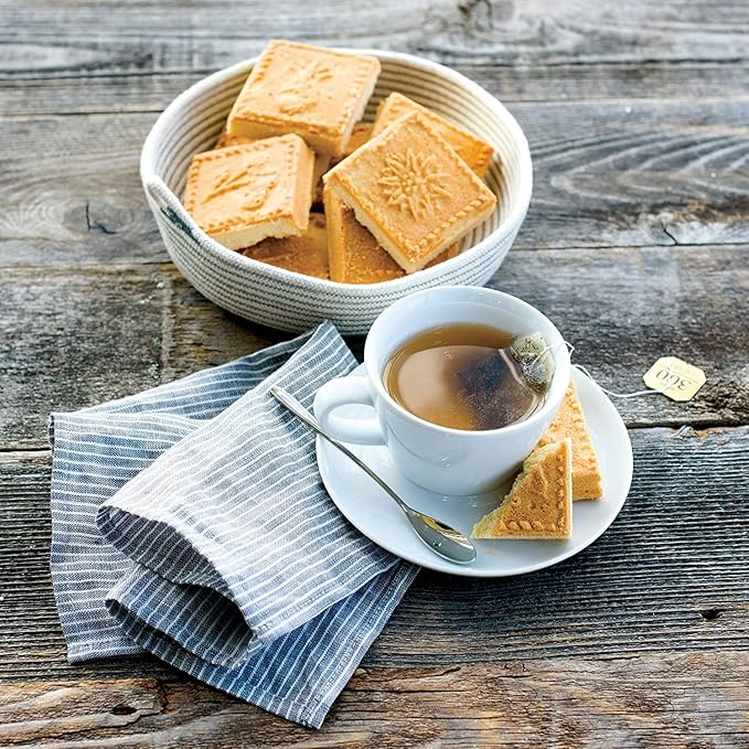 Nordic Ware Cast Aluminum English Shortbread Pan