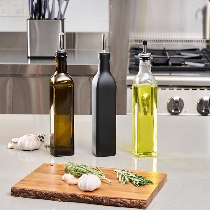 Restaurantware RW Base 16.9 Ounce Olive Oil Dispenser 1 Kitchen Oil Dispenser Bottle - With Stopper Spout Non-Leaking Clear Glass Olive Oil Pourer For Cooking Or Salad Dressings