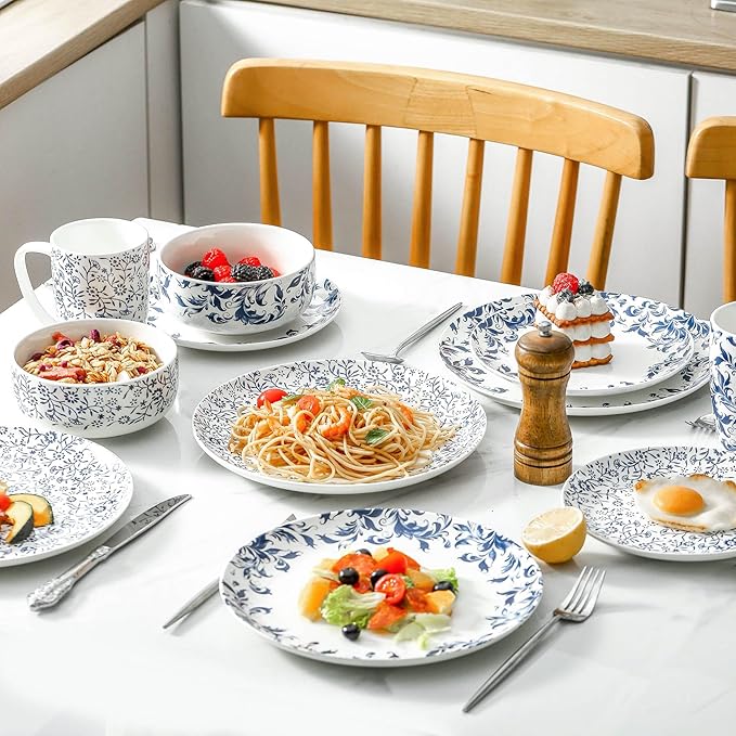 Blue Serving Bowls Set of 4, Ceramic Soup Bowls 22oz, Blue and White Cereal Bowl for Kitchen, Japanese bowls for Raman Oatmeal Salad Rice Pho, Microwave & Dishwasher Safe