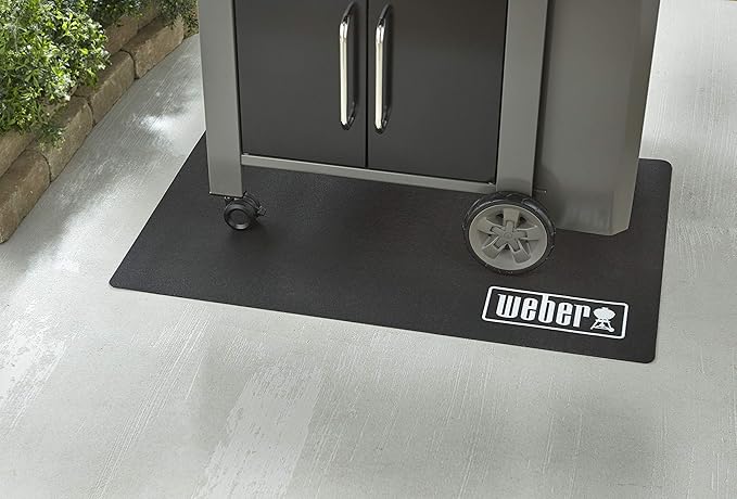 Weber Floor Protection Mat – Large, Heat‑Resistant Surface Protector for Kettles, Gas Grills & Smokers