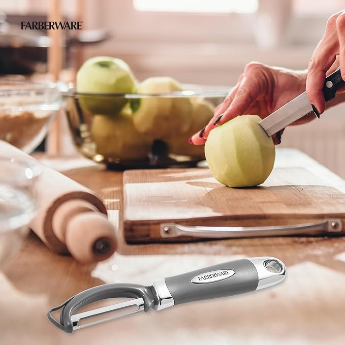 Farberware Pro2 Vegetable Peeler, Euro Peeler with Razor-Sharp Stainless Steel Blade, Swivel Peeler for Potatoes, Fruits, and Vegetables, Built-In Bud Remover, Dishwasher Safe