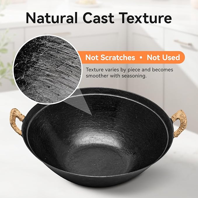 WANGYUANJI 13.4 Inch Cast Iron Wok with Wooden Lid and Iron Spatula, Flat Bottom Double-Handle Chinese Stir Fry Pan, Uncoated Cast Iron Wok for Induction, Gas and Electric Stoves