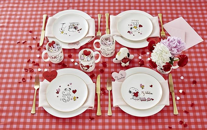 Lenox 846712 Snoopys Love Figurine by Lenox