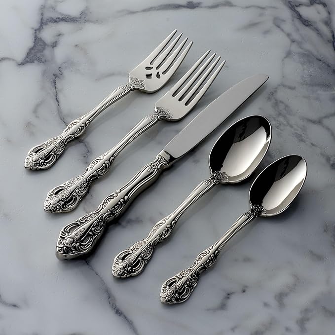 Oneida Silverware Set For 4, Michelangelo 20-Piece Fine Flatware Set, Service For 4, Heavyweight 18/10 Stainless Steel, Mirror Finish, Dishwasher Safe, Knives Spoons & Forks Sets (Silver, 20 Piece)
