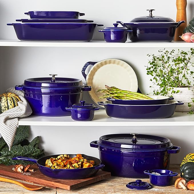STAUB Ceramic Bakeware-Pie-Pans Dish, 9-inch, Dark Blue