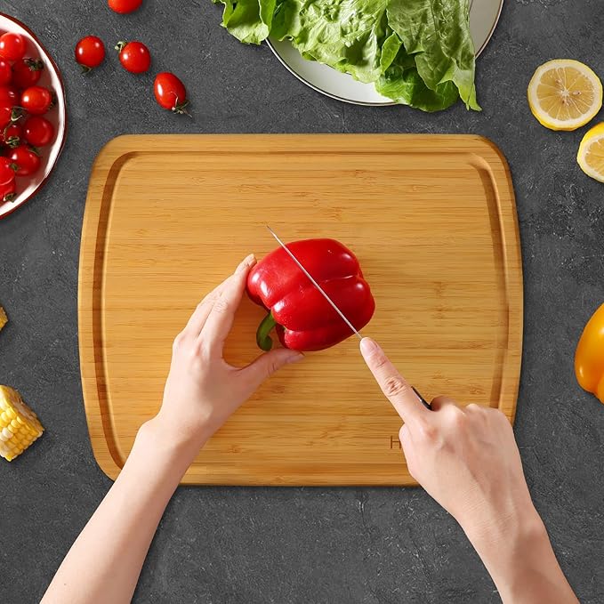 Homaxy Large Bamboo Cutting Boards for Kitchen,14.5x11.5" Wood L Cutting Board with Juice Groove, Wooden Butcher Block Chopping Board for Kitchen, Meat, Cheese, Fruit & Vegetables - Pre Oiled