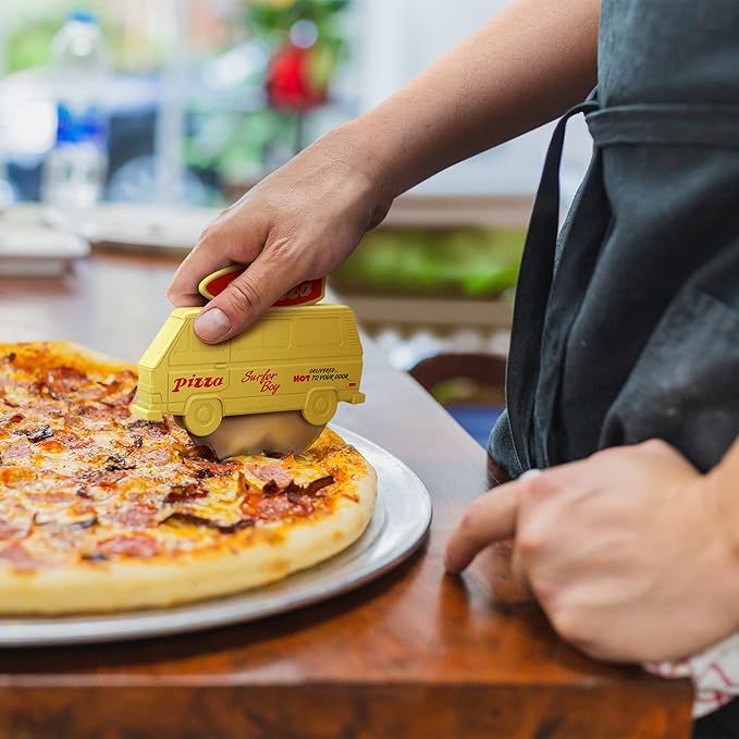 Stranger Things, Surfer Boy Pizza Cutter