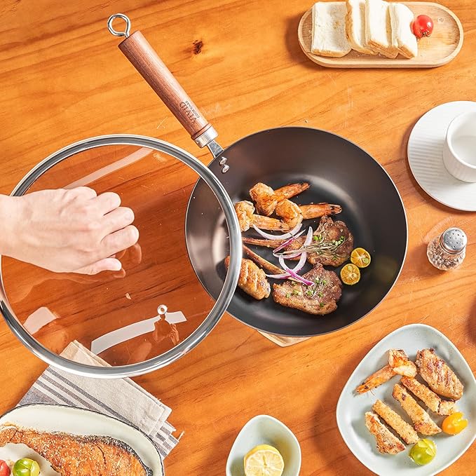 Carbon Steel Wok Flat Bottom Wok Pan 10.2 Inch with Glass Lid, Spun Iron Stir Fry Wok, Coating-Free Iron Wok Skillet Naturally Seasoning, 6.2" Base for Stable Cooking