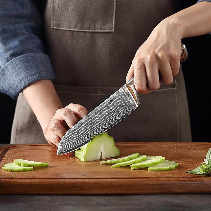Wakoli EDIB 2-Piece Damascus Kitchen Knife Set – Santoku & Small Santoku with VG10 Core made of 67-Layer Damascus Steel Blades – Professional Chef Knives with Ergonomic Pakkawood Handles in Gift Box