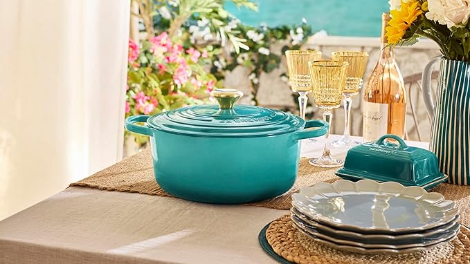 Le Creuset Enameled Cast Iron Signature Round Dutch Oven, 5.5 qt., Riviera