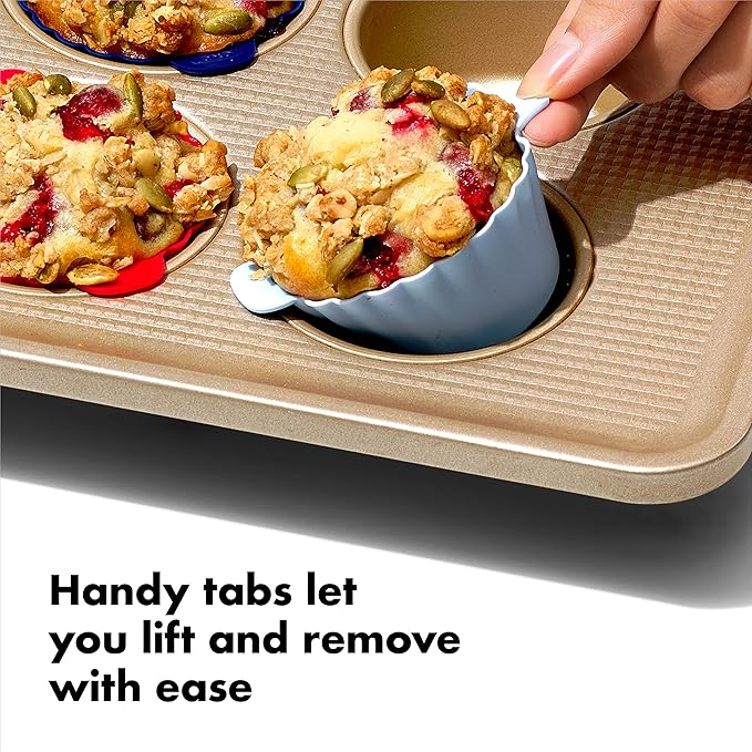 OXO Good Grips Silicone Baking Cups, Pack of 12, Reusable, BPA-Free, Dishwasher Safe, Non-Stick, Food Grade, Cupcake Cups, Muffin Cups, Cupcake Liners, Muffin Liners