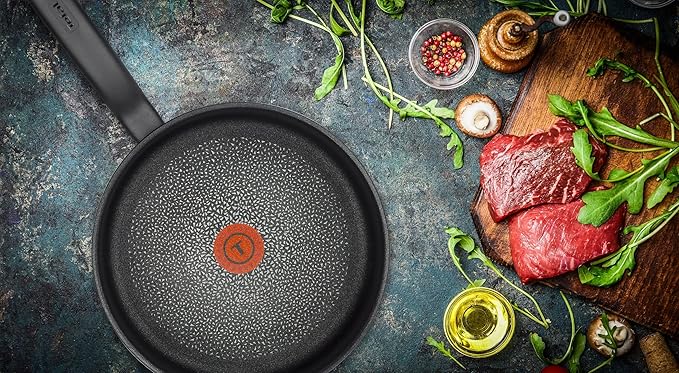 Tefal C38804 Frying Pan 24 cm, Non-Stick Coating with Titanium Particles, Thermal Signal at Ideal Frying Temperature, Dishwasher Safe, Not Suitable for Induction Cookers