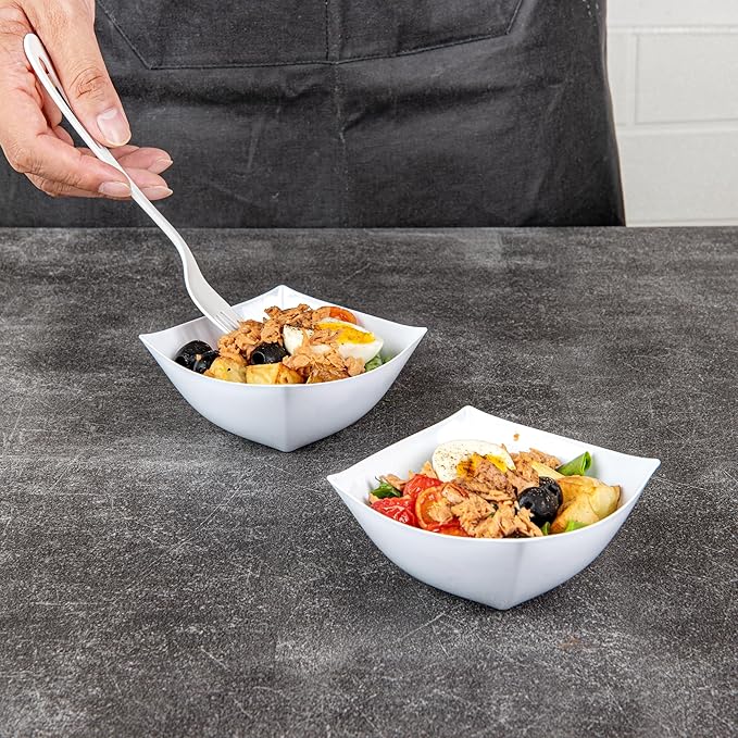 Restaurantware-Moderna 8 Ounce Fancy Plastic Bowls, 10 Square Disposable Salad Bowls - Durable, Heavy-duty, White Plastic Bowl, For Warm And Cold Foods