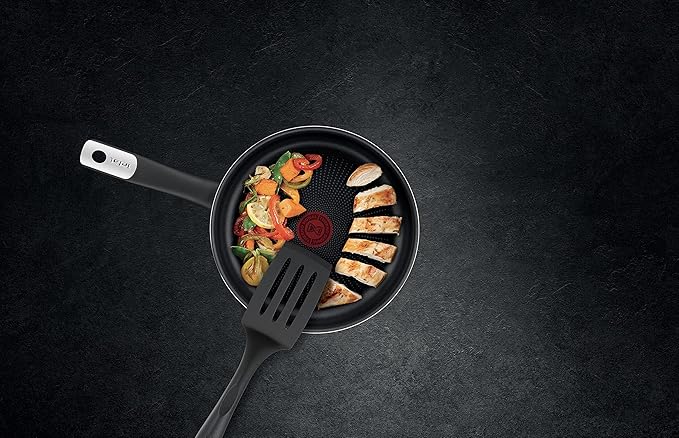Tefal C38804 Frying Pan 24 cm, Non-Stick Coating with Titanium Particles, Thermal Signal at Ideal Frying Temperature, Dishwasher Safe, Not Suitable for Induction Cookers