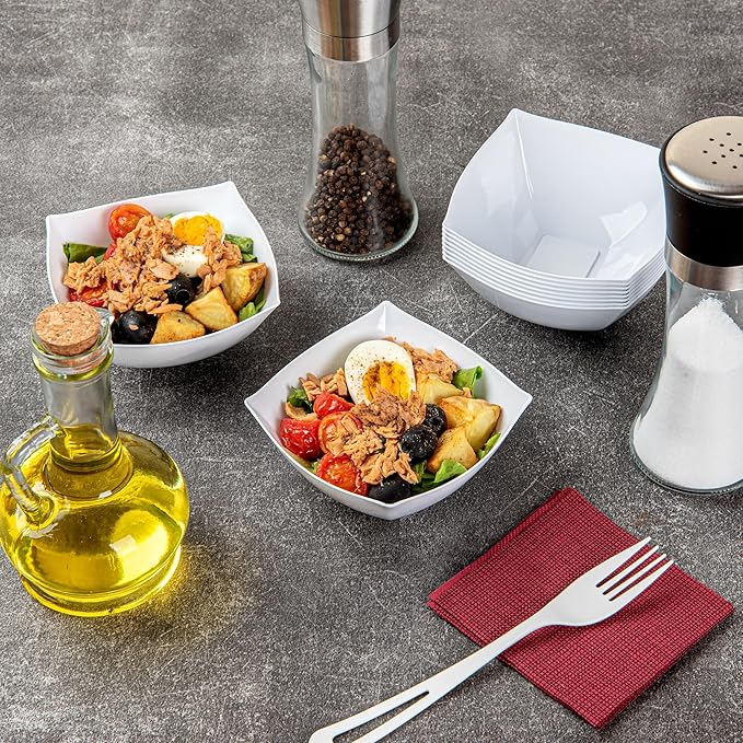 Restaurantware-Moderna 8 Ounce Fancy Plastic Bowls, 10 Square Disposable Salad Bowls - Durable, Heavy-duty, White Plastic Bowl, For Warm And Cold Foods