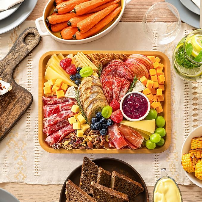 Lifewit 1 Compartment Melamine Charcuterie Board, 11 x 14 Inch Portable Cheese Board with Plastic Lockable Clear Lid, Travel Charcuterie Board Serving Platter with Cover for Snacks, Fruit, Appetizers