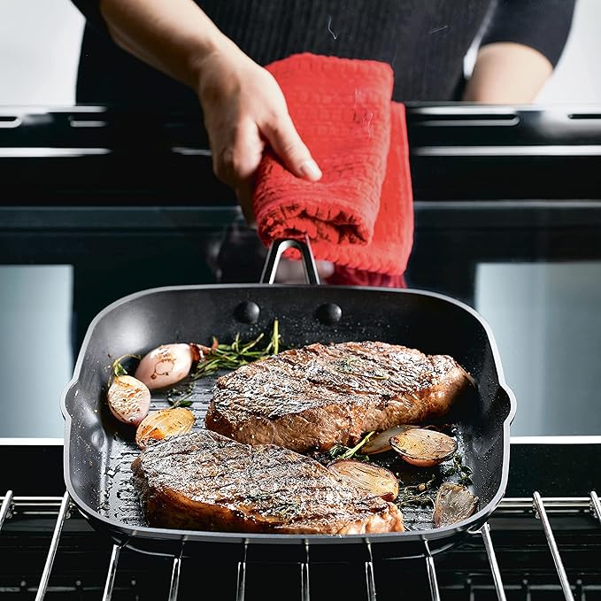 KitchenAid 84808 Hard Anodized Nonstick Square Grill Pan/Griddle with Pour Spouts, 11.25 Inch - Onyx Black