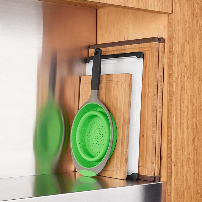 OXO Good Grips Silicone Collapsible Strainer, 2Qt, Green