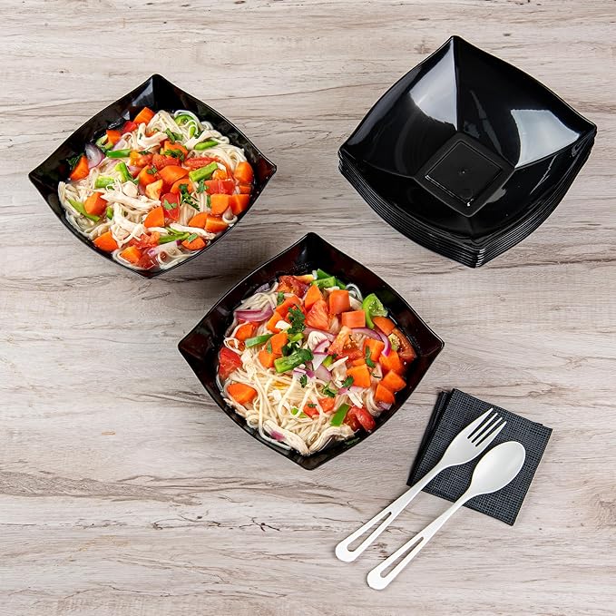 Restaurantware Moderna 32 Ounce Fancy Plastic Bowls 10 Square Disposable Salad Bowls - Durable Heavy-duty Black Plastic Bowls For Warm And Cold Foods (Pack of 3)